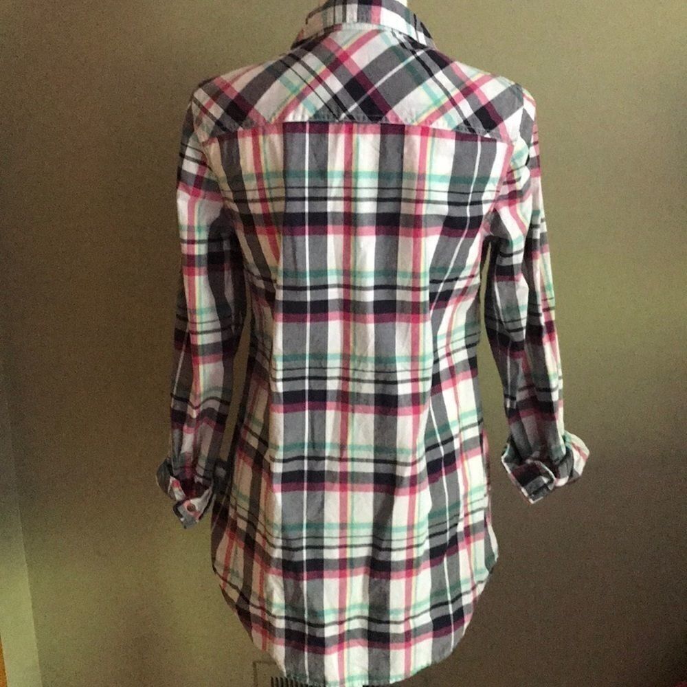 Summer Plaid Button Down!  - Picture 4 of 5